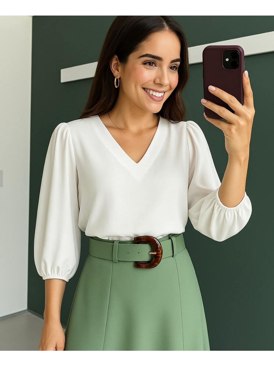 Blusa Crepe Duna Feminina com Manga 3/4 Bufante Plus Size e Slim