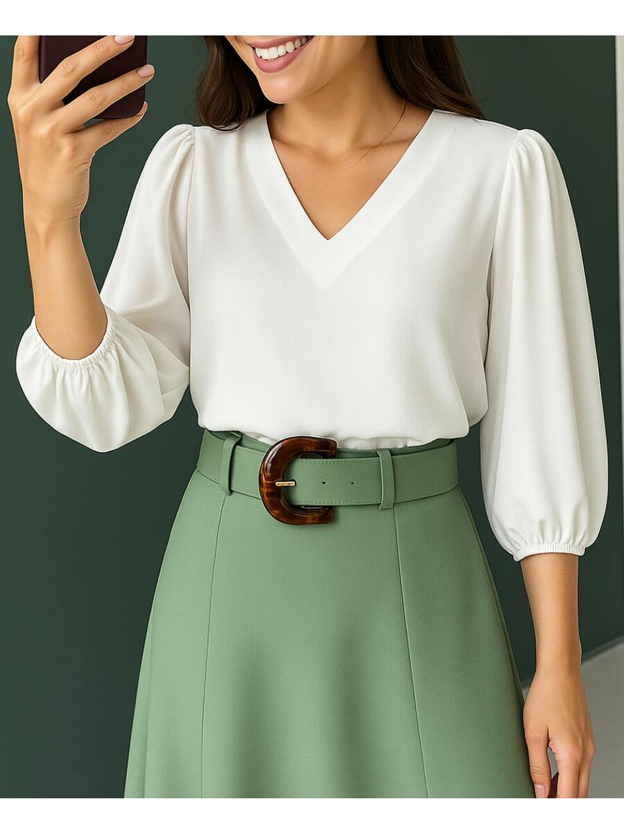 Blusa Crepe Duna Feminina com Manga 3/4 Bufante Plus Size e Slim