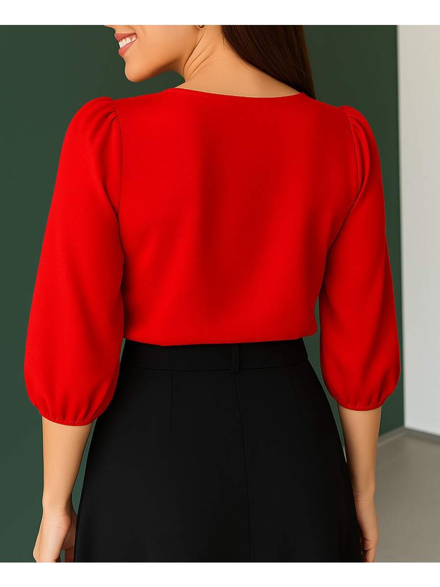 Blusa Crepe Duna Feminina com Manga 3/4 Bufante Plus Size e Slim